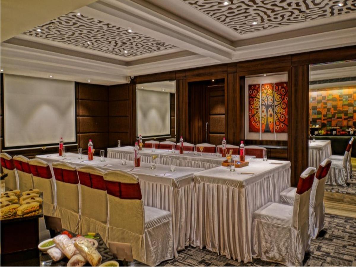 Hotel The Sonnet Jamshedpur Zewnętrze zdjęcie
